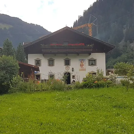Griesshof Apartment